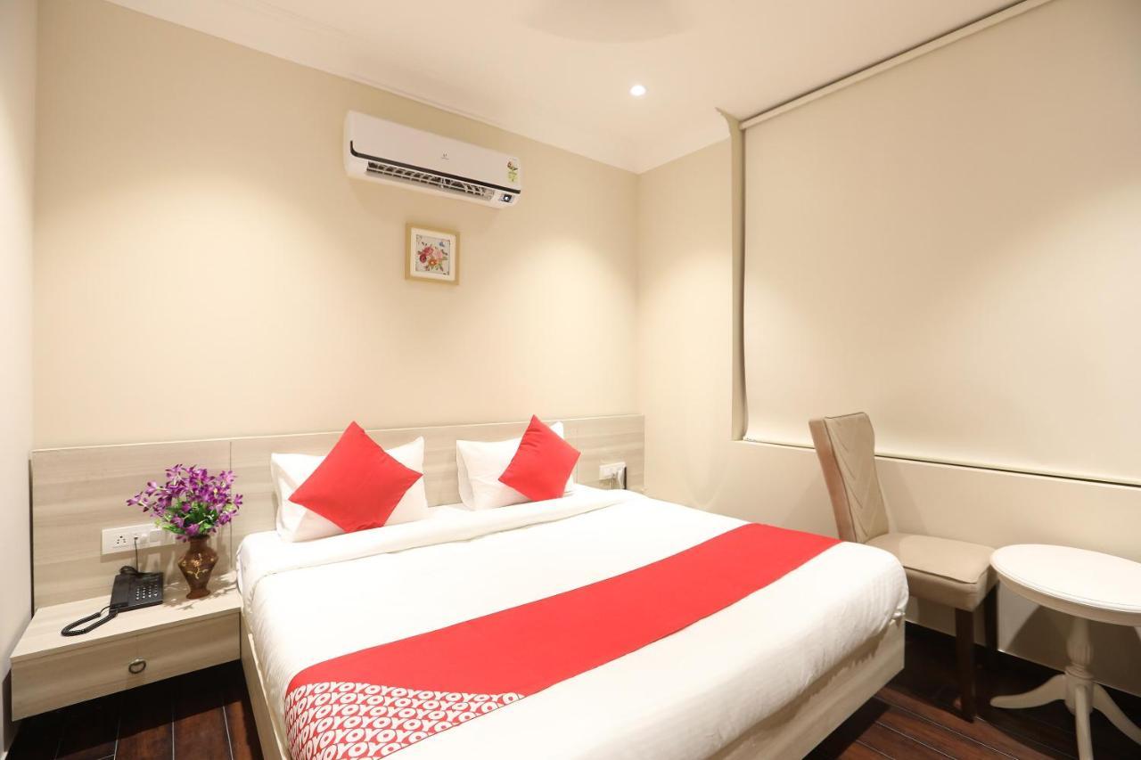 Hotel Oyo 43009 The Palm Green Indraprastha Exterior foto
